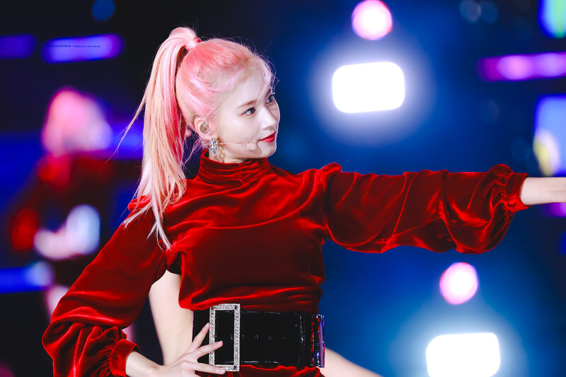 191006 TWICE Sana - SBS Super Concert documents 3