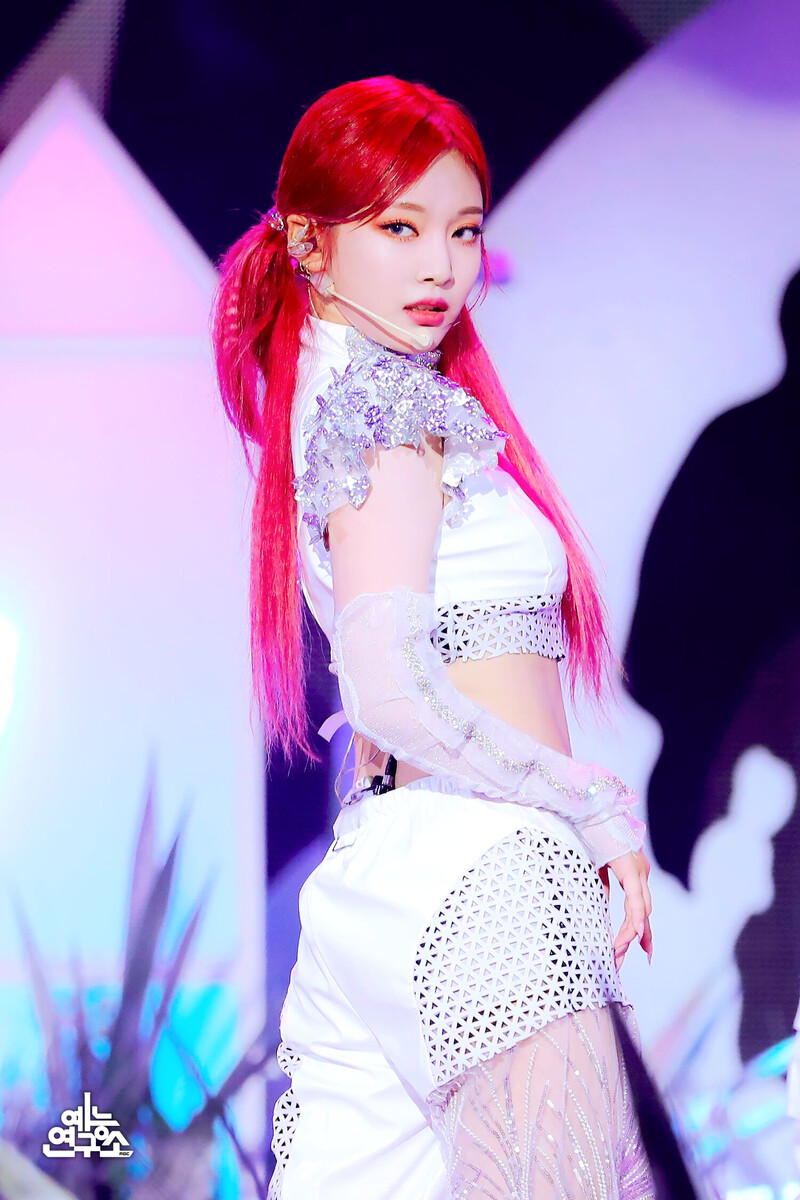 210605 aespa - 'Next Level' at Music Core documents 15