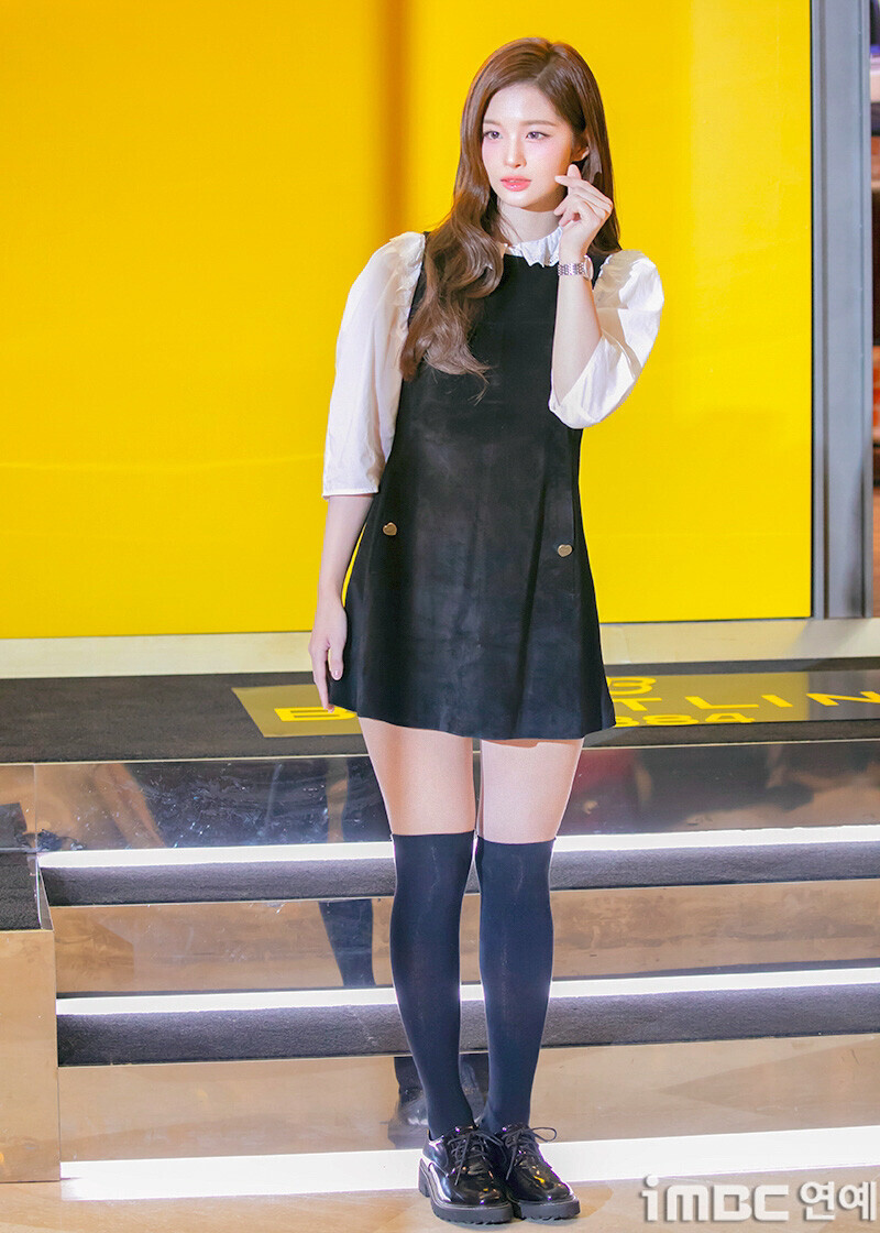 241007 NMIXX's Sullyoon at Breitling's 140th Anniversary Pop-up Event documents 2