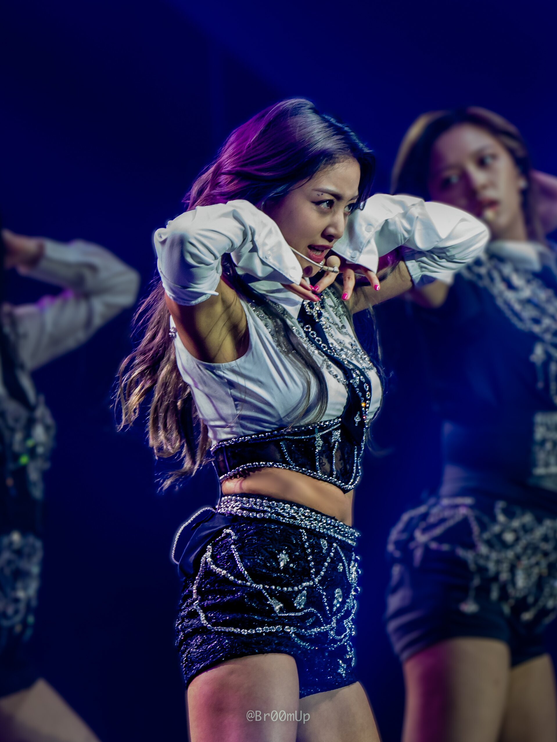 230624 TWICE Jihyo - ‘READY TO BE’ World Tour in Houston Day 1 | kpopping