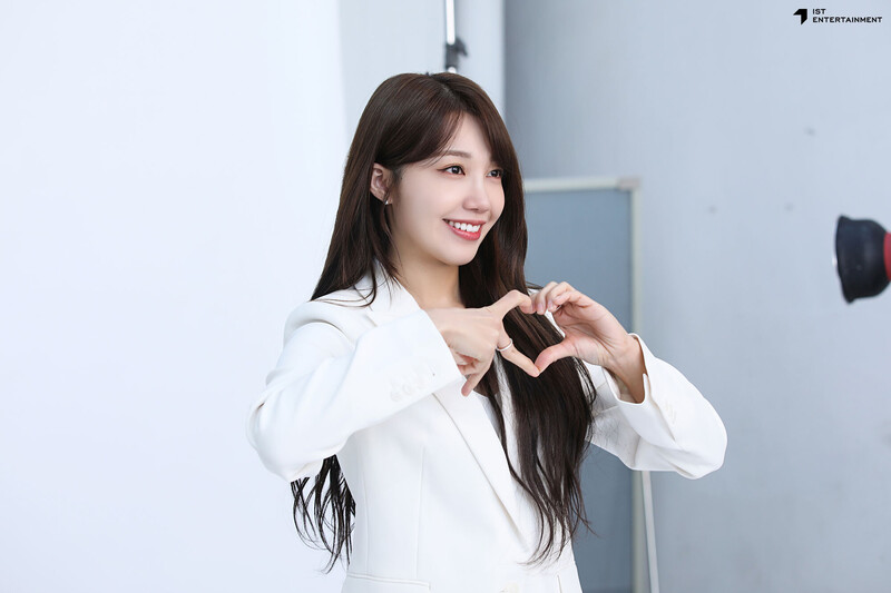 230622 IST Naver post -EUNJI behind the scenes of 'Atflee' commercial documents 11