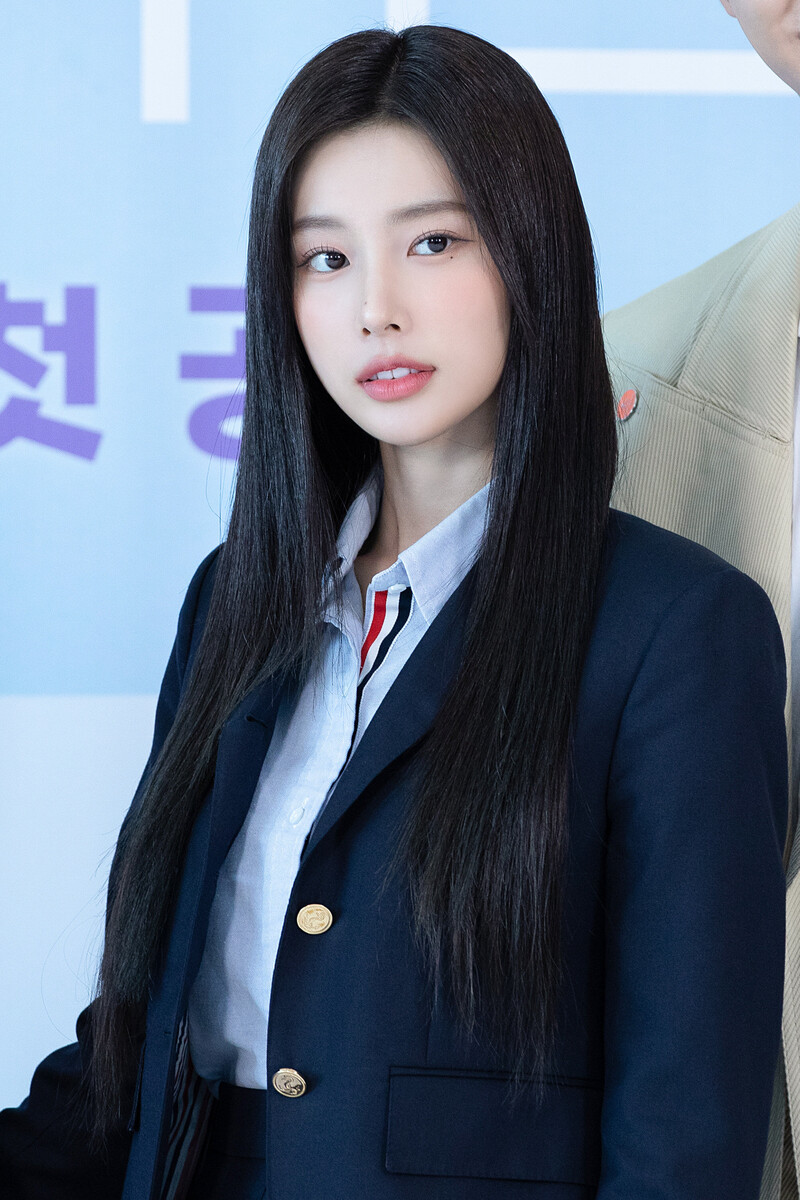 221015 8D Naver Post - Kang Hyewon - 'Seasons of Blossom' Press Conference documents 9