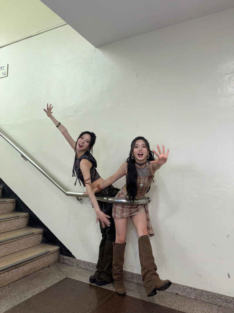 240607 KEP1ER Twiter Update - Yujin, Yeseo documents 1