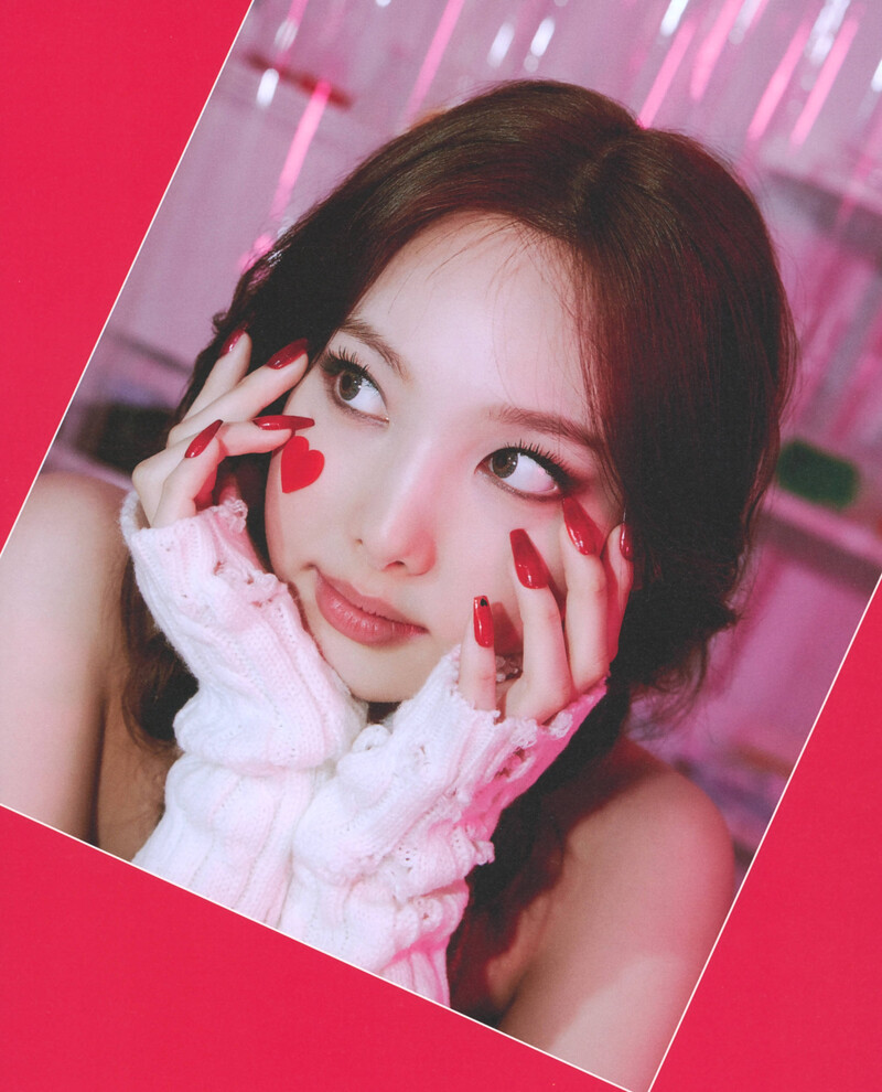 TWICE 3rd Full Album "Formula of Love: O+T=<3" (Scans) documents 7