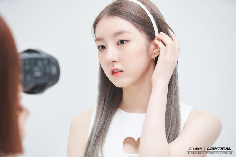 210514 Cube Naver Post - LIGHTSUM's Debut Profile Shoot Behind documents 12