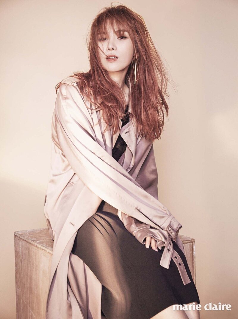 Gummy for Marie Claire Magazine November 2016 Issue documents 2