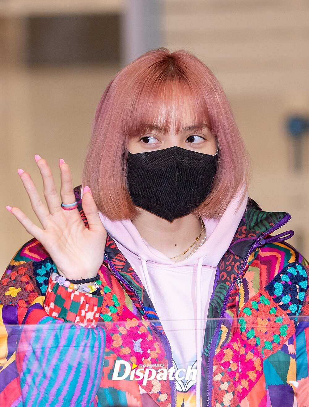 211116 BLACKPINK Lisa at Incheon International Airport | kpopping