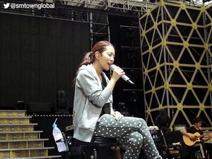 130517 SMTOWN Twitter Update - Boa