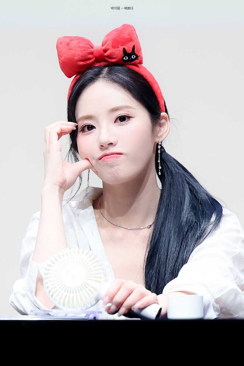 220715 fromis_9 Jiwon - M2U Fansign documents 4