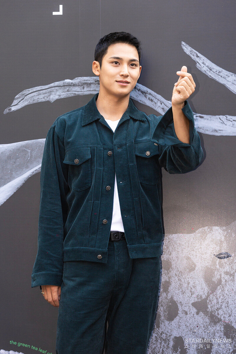 231024 SEVENTEEN Mingyu - Innisfree Pop-up Event documents 21