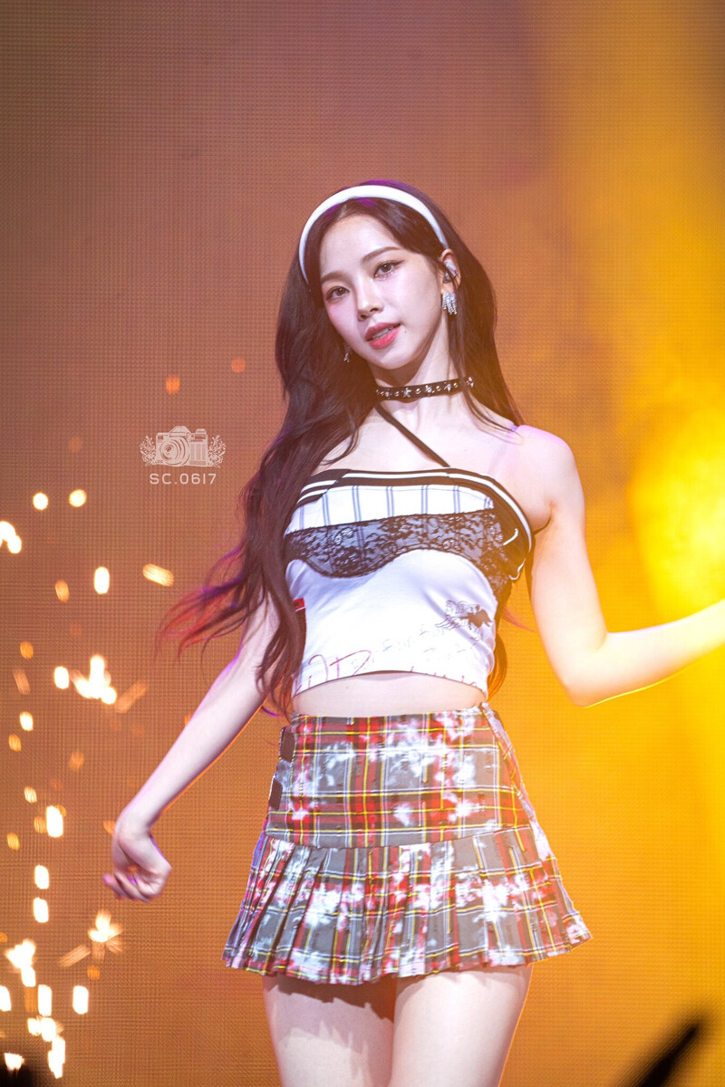 240922 aespa Karina - ‘SYNK : Parallel Line’ Tour in Macau Day 2 documents 5