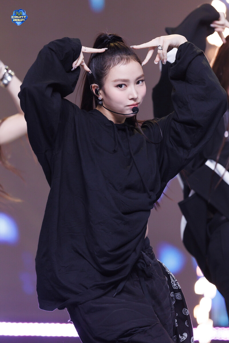 241003 MEOVV NARIN - 'MEOW' at M COUNTDOWN documents 7