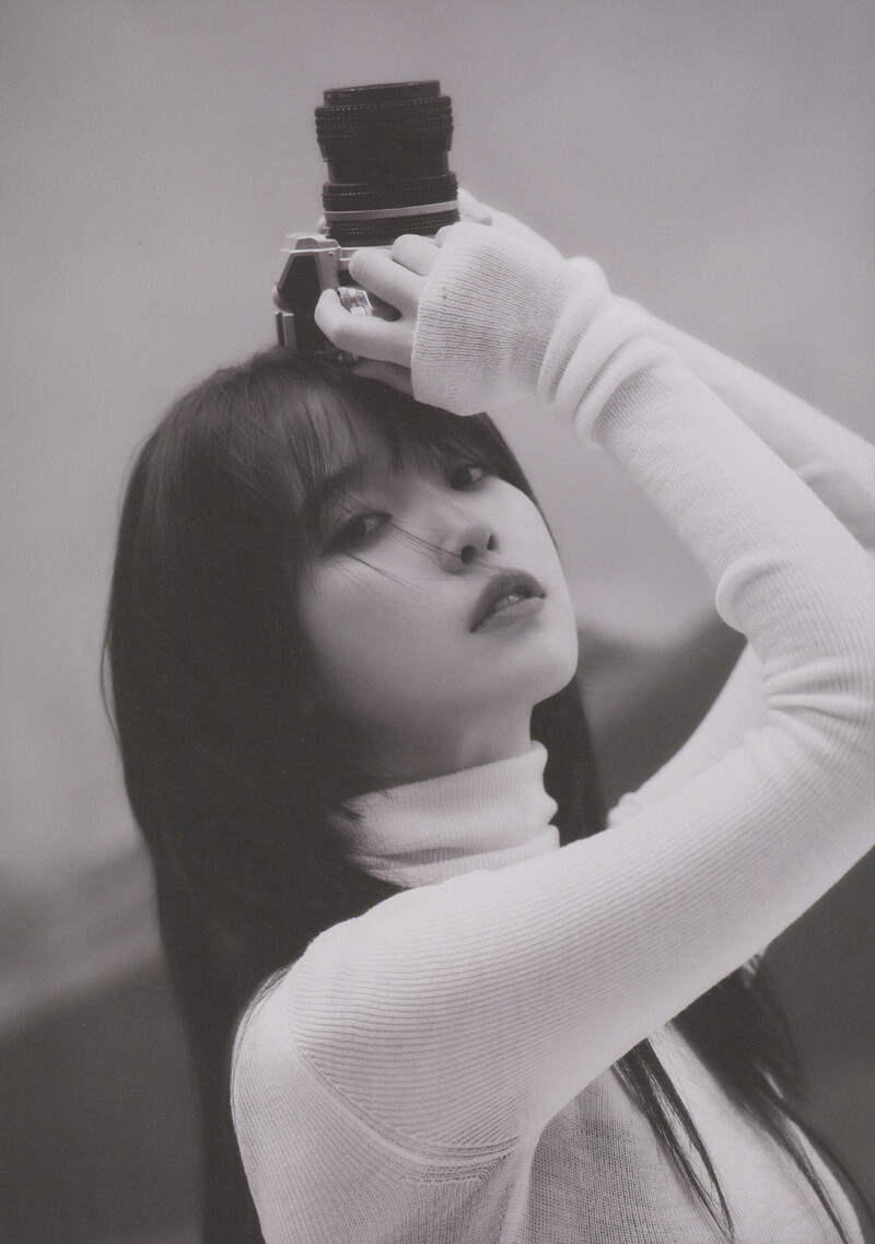 IU - Media Art Exhibition 'Moment' (Scans) documents 3