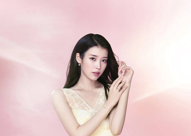 IU for J.ESTINA 2021 Spring Collection documents 5