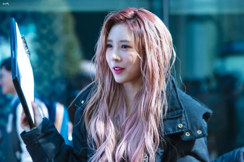 Yoohyeon952.jpg