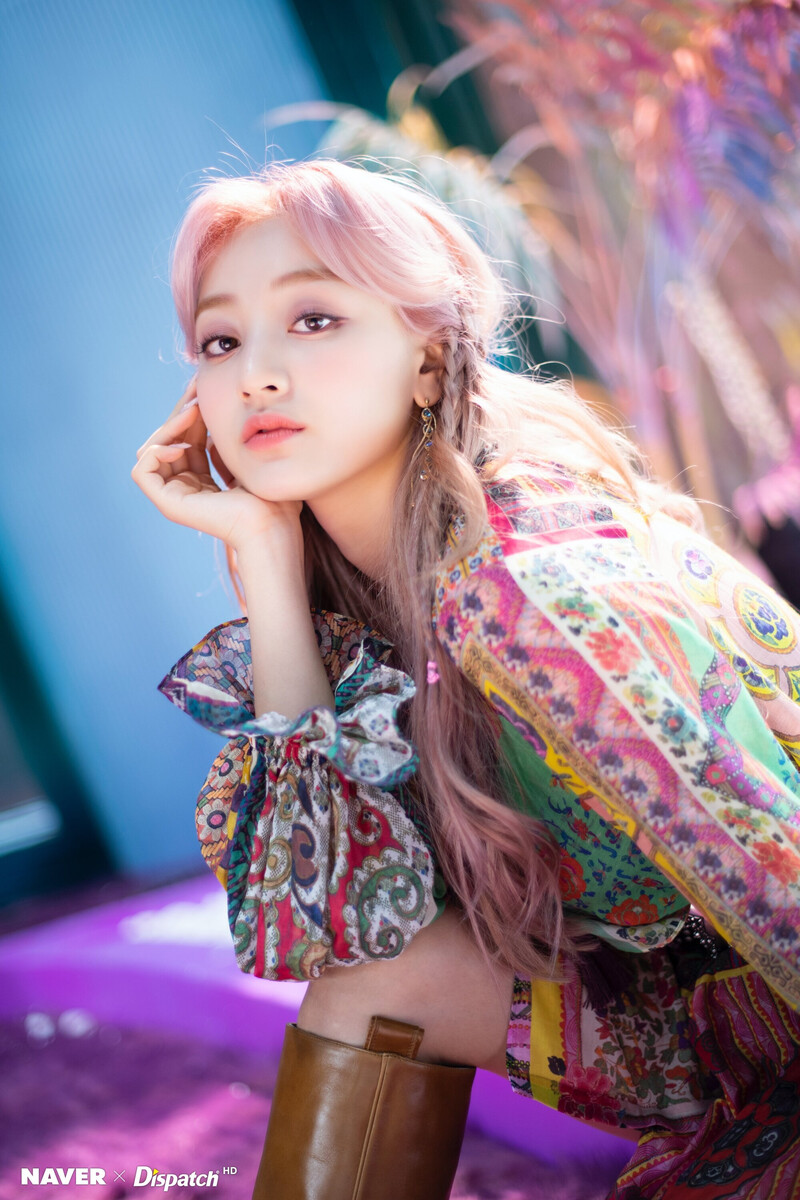 TWICE Jihyo 9th Mini Album "MORE & MORE" Music Video Shoot by Naver x Dispatch documents 5