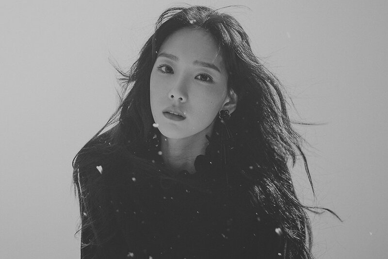 Taeyeon - 'This Christmas' Concept teaser images documents 2