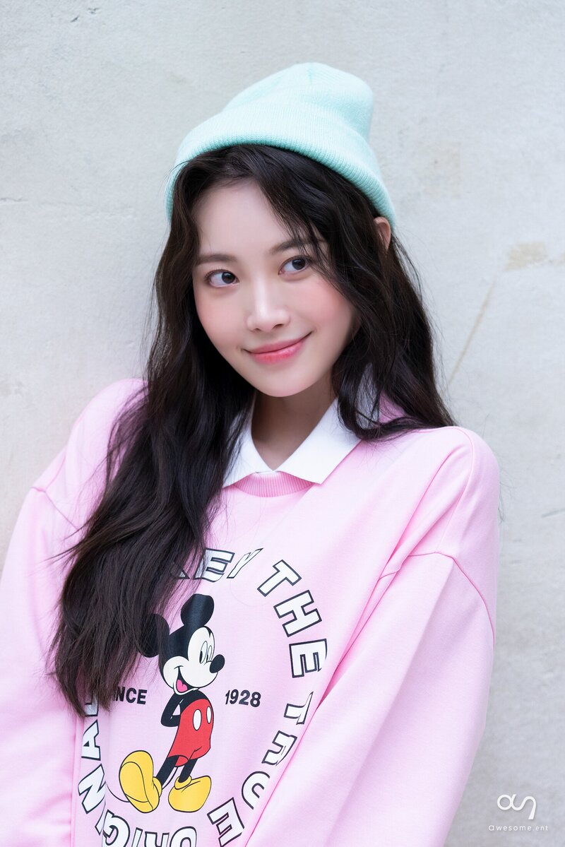 220218 Awesome Ent Naver Post - Kim Yura documents 8