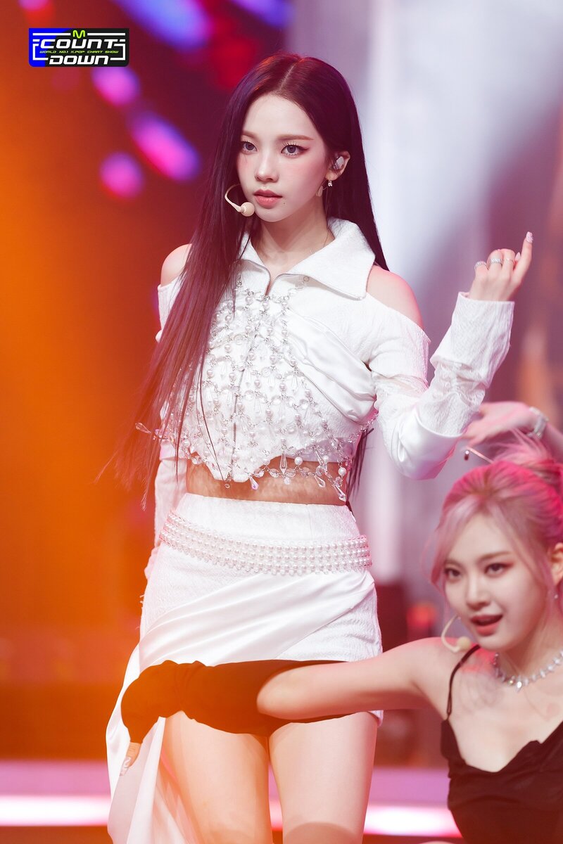220714 aespa - 'Girls' at M Countdown documents 7