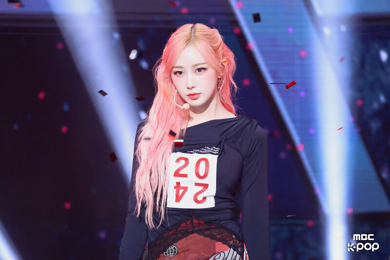 241102 aespa Giselle - 'Whiplash' at Music Core documents 1