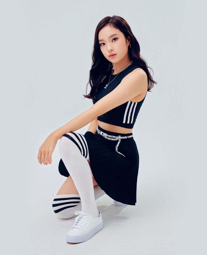 Choi Yoonjung My Teenage Girl profile photo documents 2