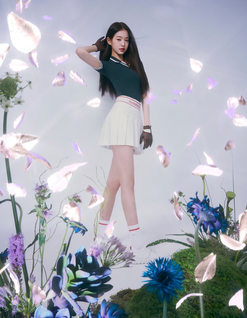 IVE Wonyoung for GOSPHERES 'HOT SUMMER 2022' Collection documents 5