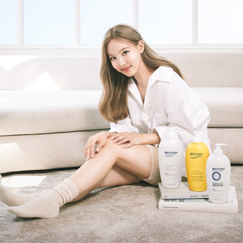 TWICE Nayeon x Biotherm 2022 documents 4