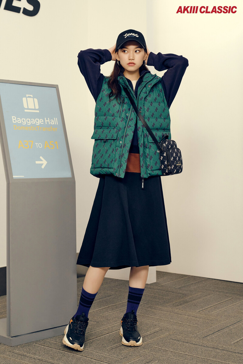 Weki Meki Doyeon for AKIII Classic 2021 Winter Collection documents 17