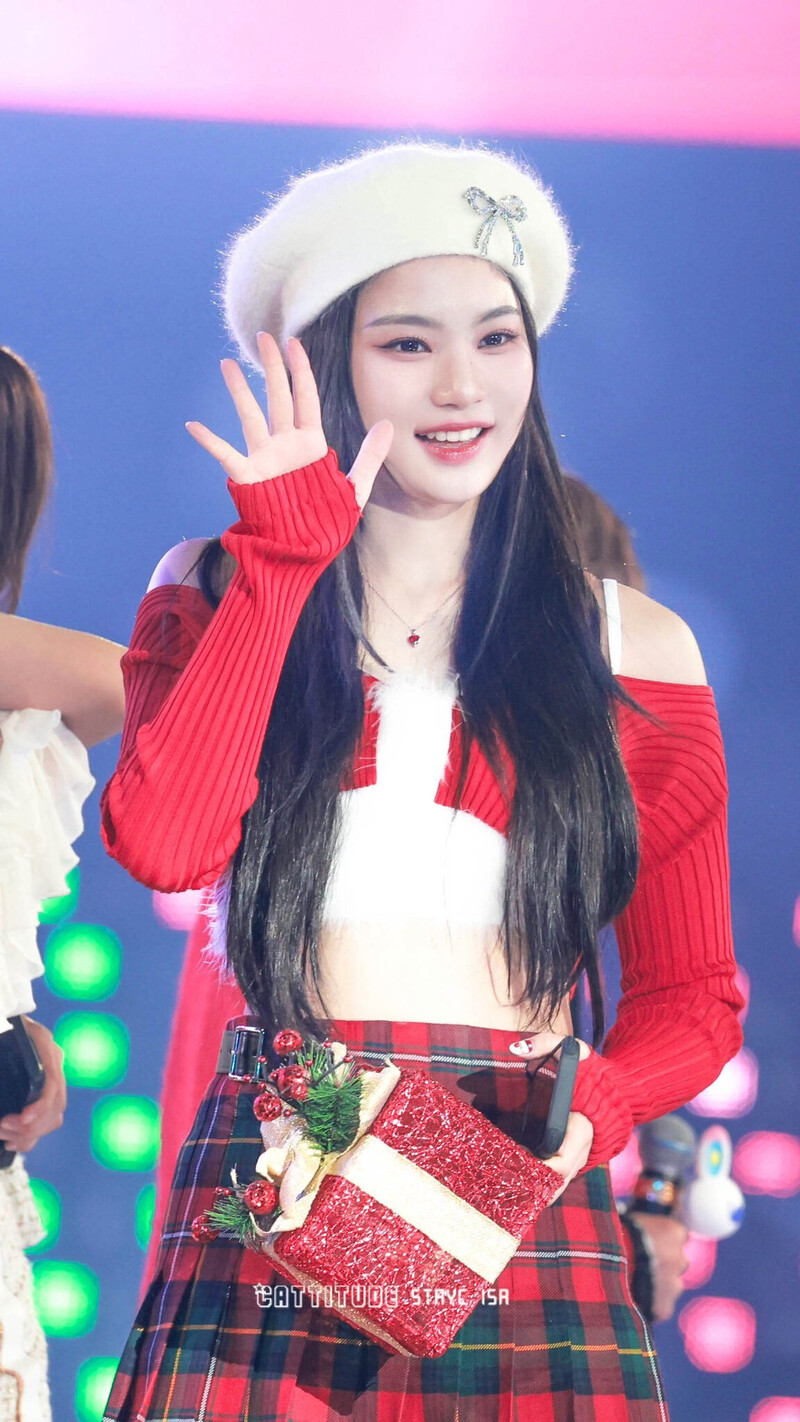 231225 STAYC Isa - 2023 SBS Gayo Daejeon documents 3