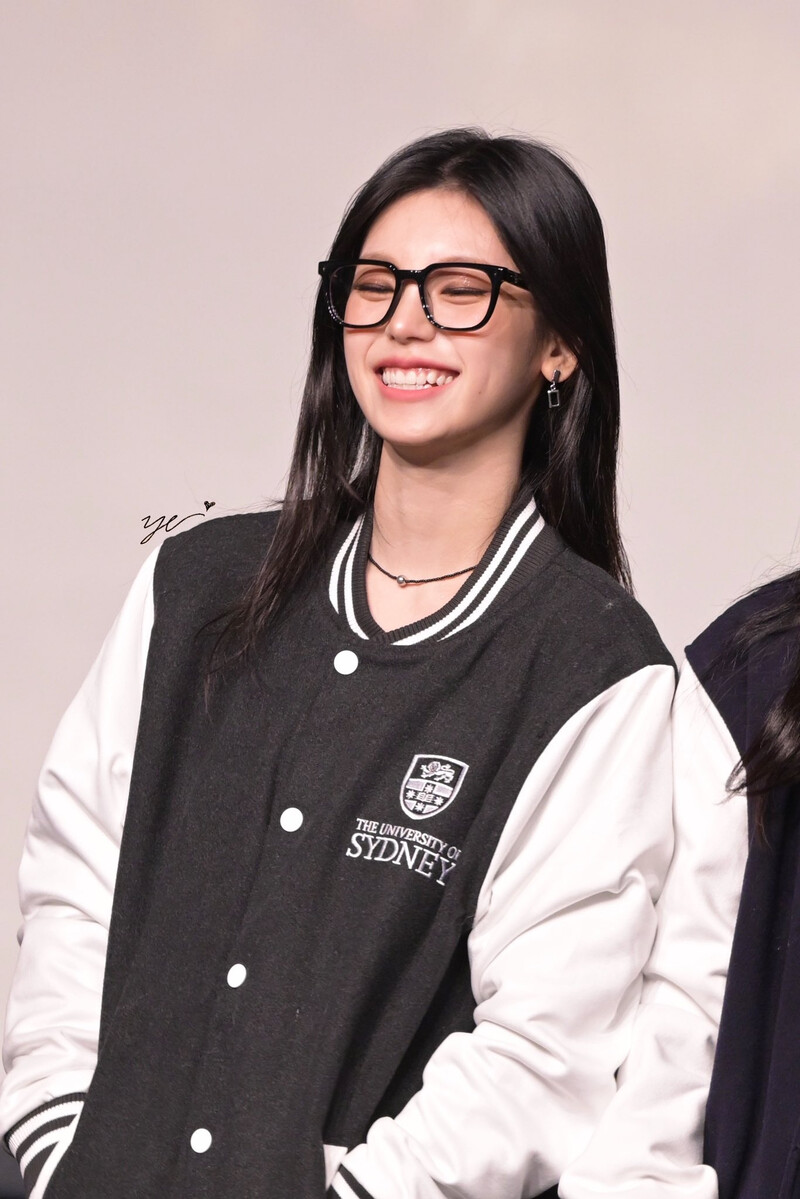 241108 ITZY Yeji - Makestar Fansign documents 4