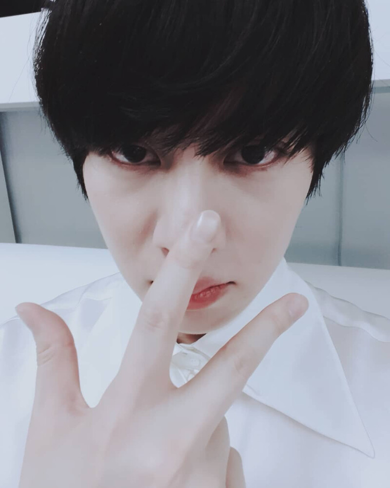 180406 Heechul Instagram Update documents 1