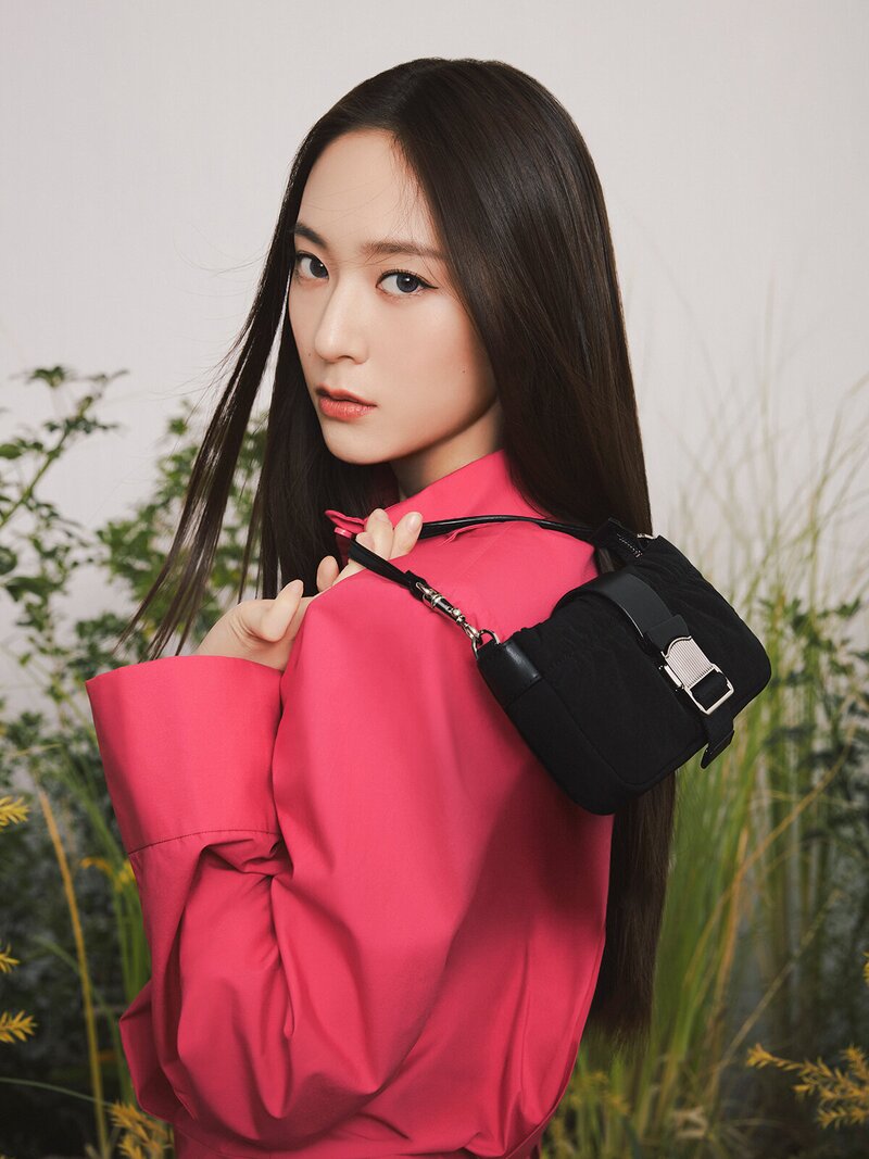 KRYSTAL JUNG for CHARLES & KEITH Spring 2022 Collection documents 17