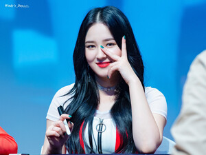 190324 MOMOLAND Nancy