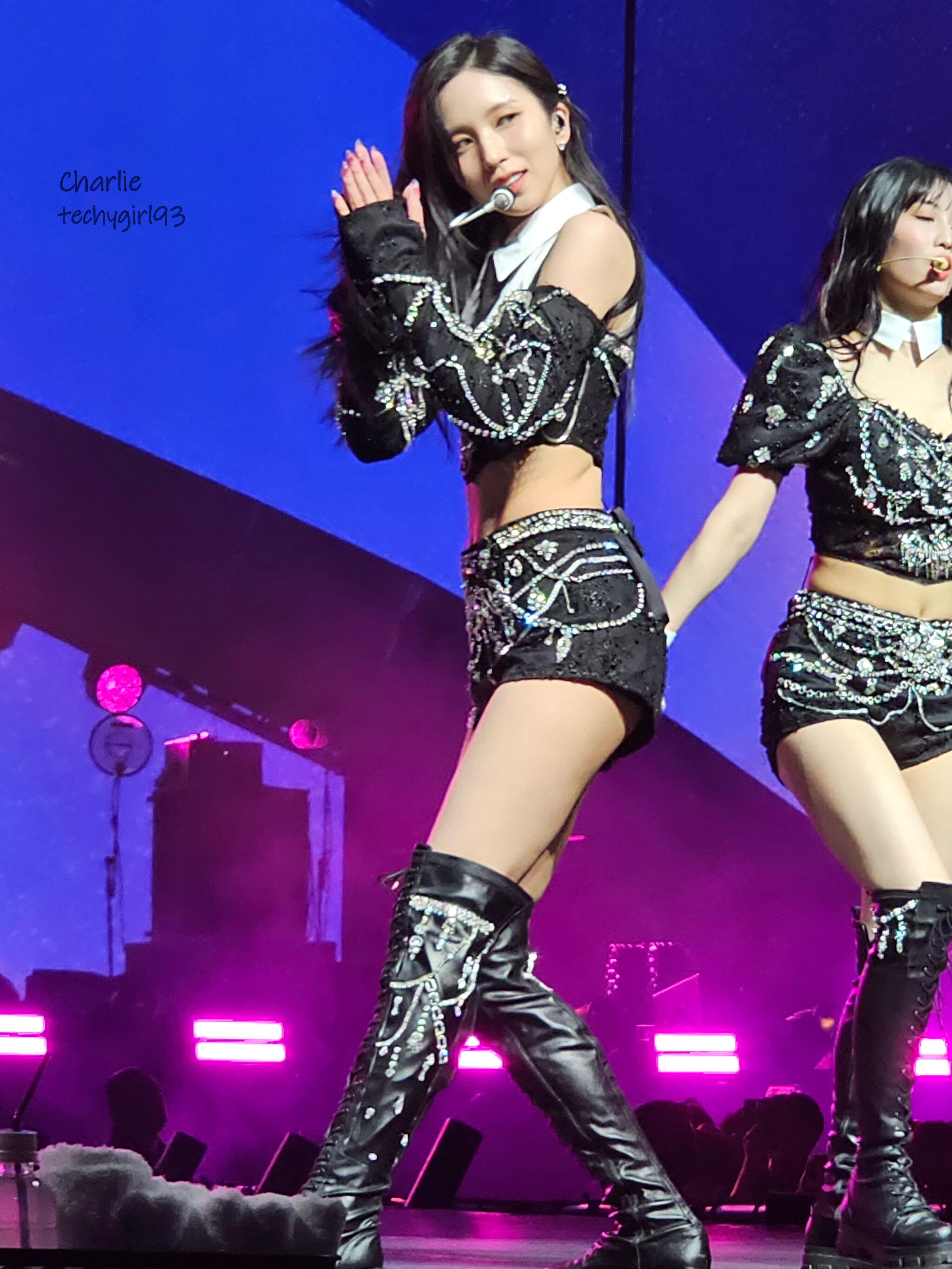 230503 TWICE Mina - ‘READY TO BE’ World Tour in Sydney Day 2 | kpopping