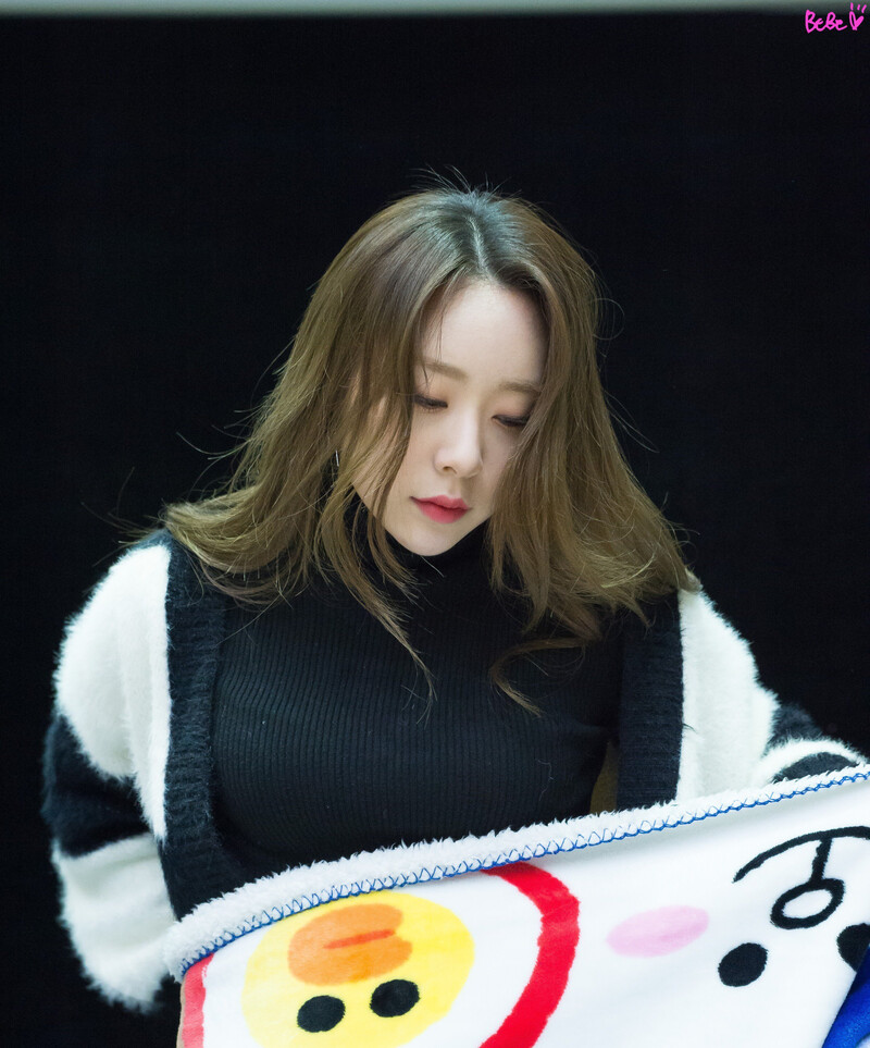 190223 WJSN Yeonjung documents 19