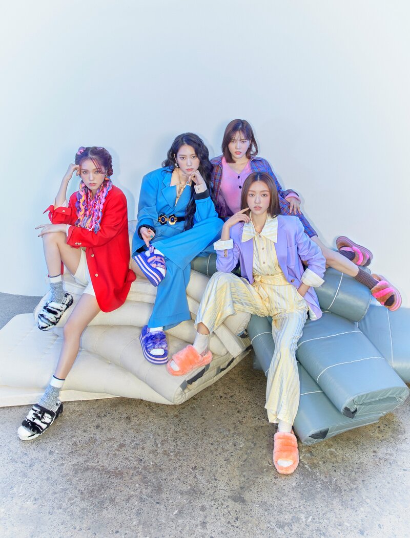 OH MY GIRL Yooa, Jiho, Mimi & Hyojung for UGG "FEEL" Campaign documents 6