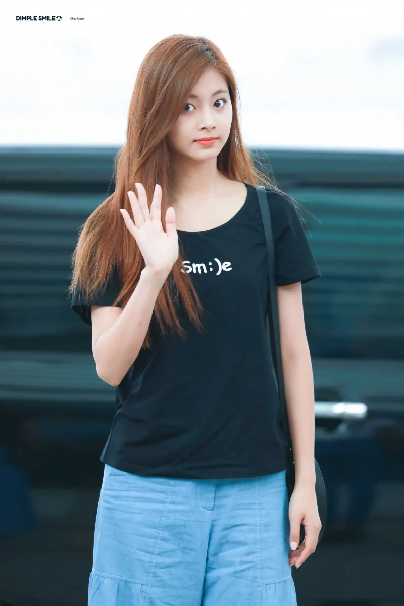 Tzuyu3099.jpg