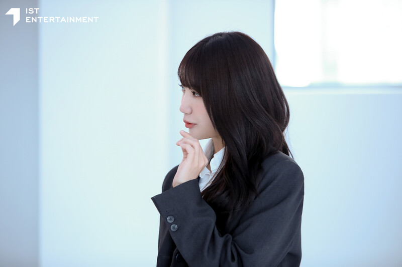 231011 IST Naver post - Apink EUNJI - 'Cloud Trail: Team Venture' game commercial shoot and MV behind documents 10