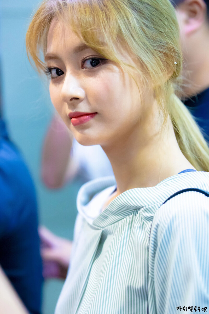 190908 TWICE Tzuyu | kpopping