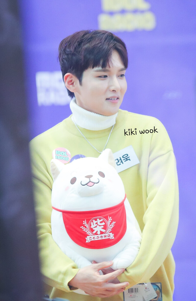 190108 Ryeowook at Idol Radio documents 7