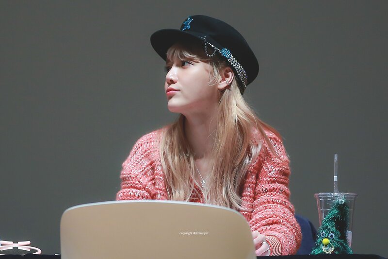 191208 AOA Jimin at 'NEW MOON' Fansign documents 1