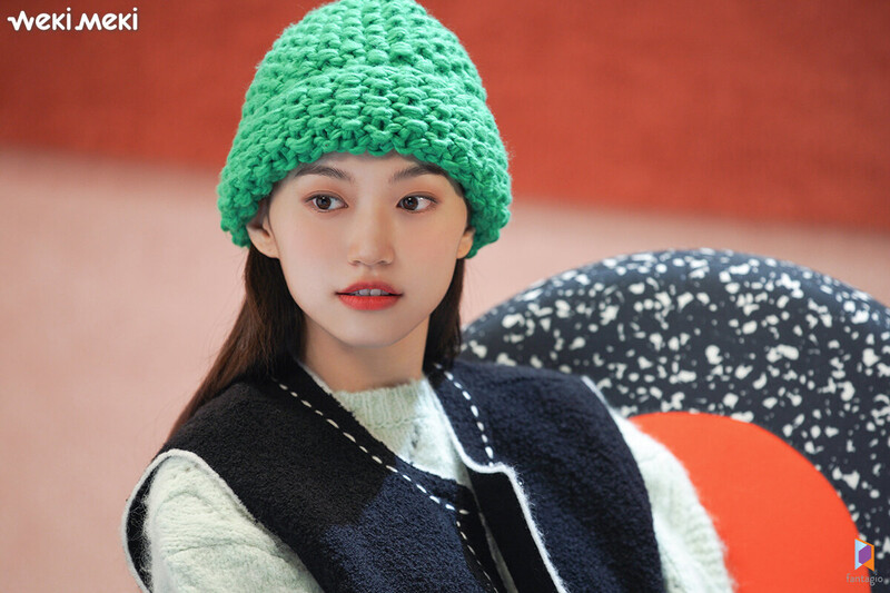 220106 Fantagio Naver Post - Weki Meki Doyeon documents 11