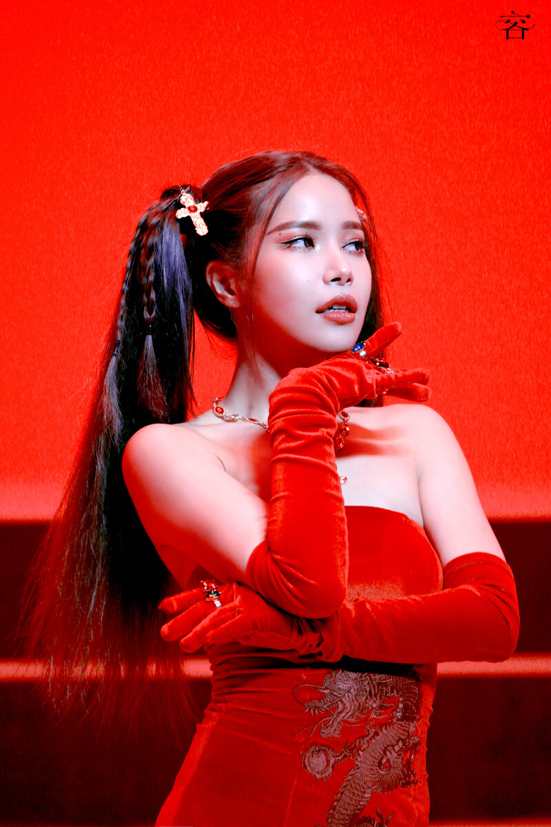 220316 MAMAMOO Cafe - Solar 1st Mini Album [容 : FACE] BEHIND documents 4