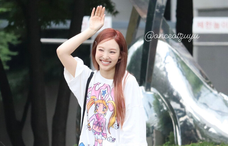 240615 TWICE Nayeon - Music Core Mini Fanmeet documents 25