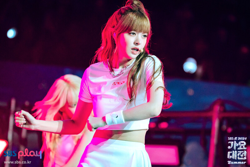 240721 NMIXX Lily - 2024 SBS Gayo Daejeon: Summer documents 1