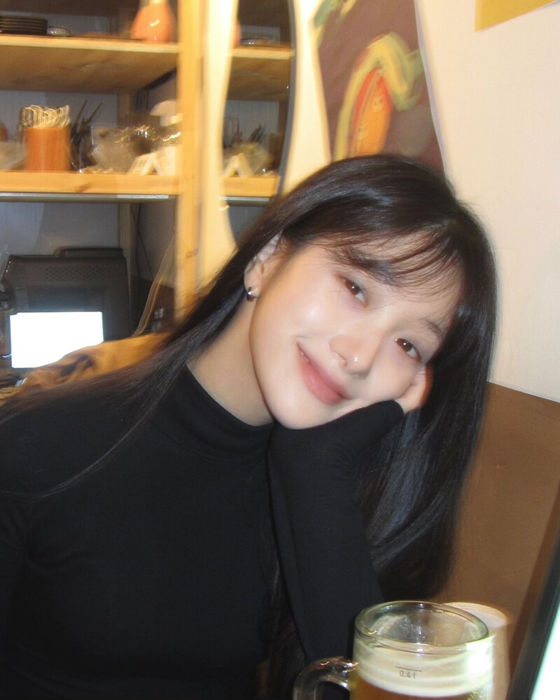 241031 fromis_9 Seoyeon Instagram Update documents 1