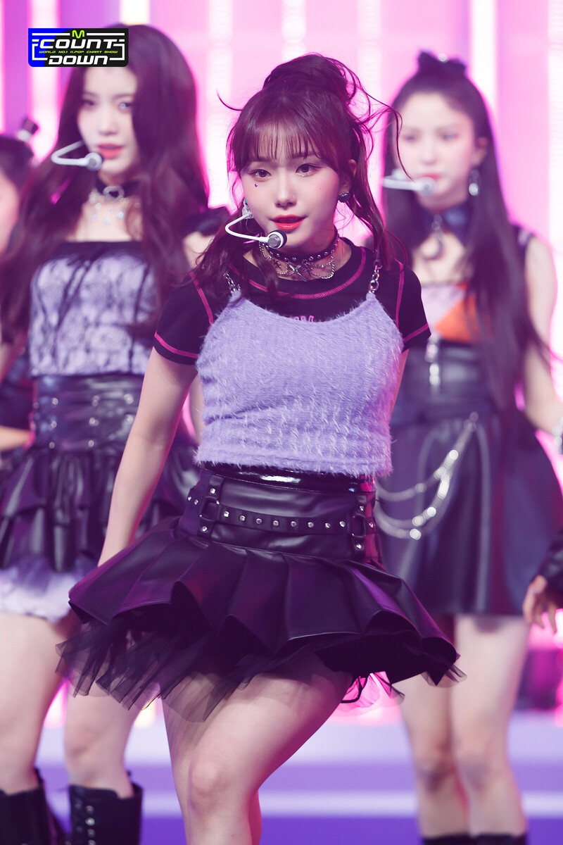 220113 Kep1er - 'WA DA DA' at M Countdown documents 17