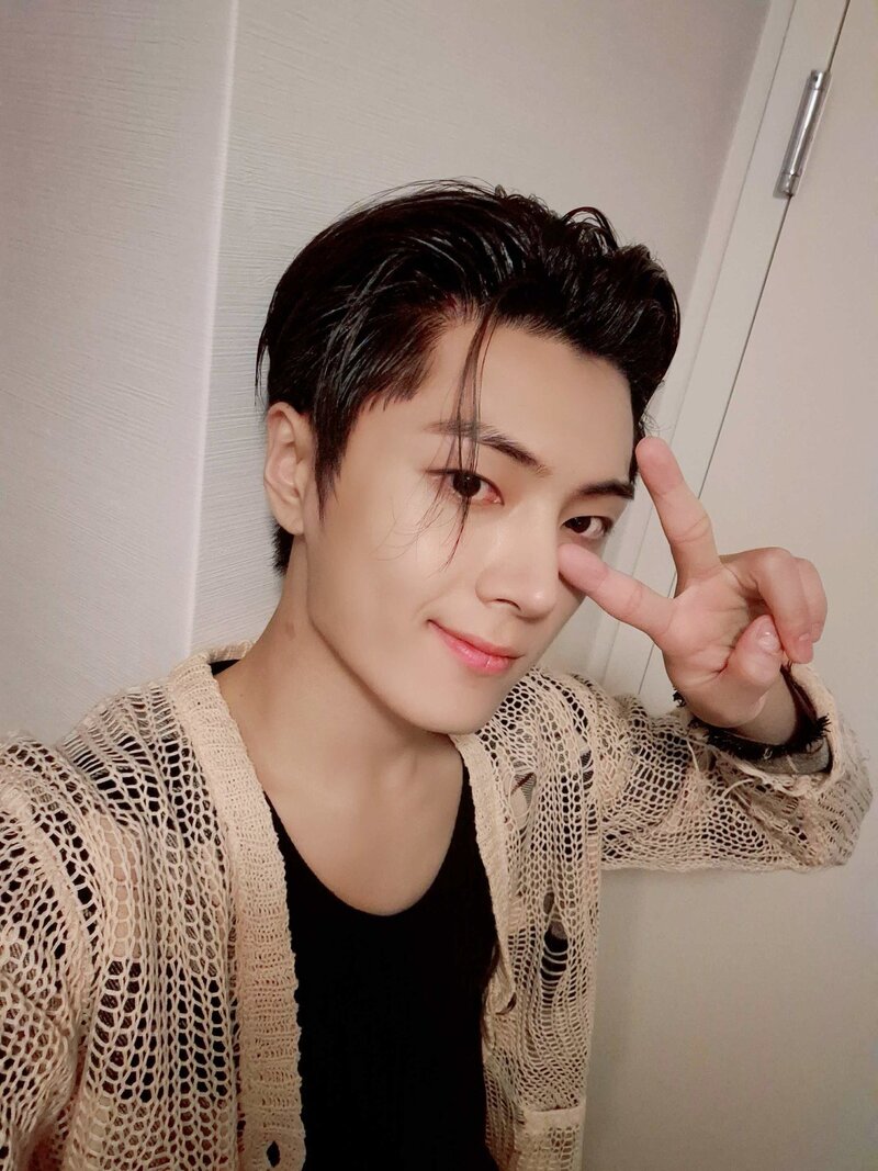 240428 ENHYPEN Instagram Update - Sunghoon documents 1