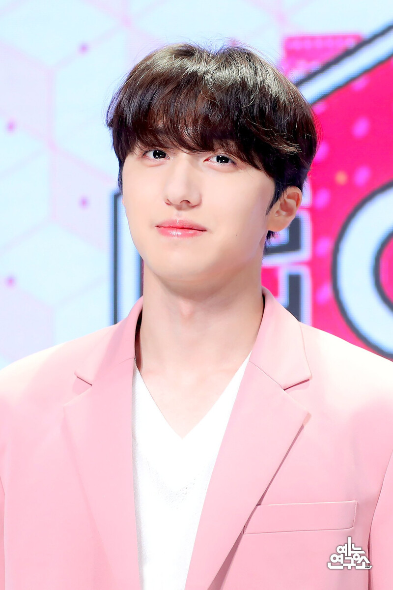 210703 Music Core MC - Chani documents 2