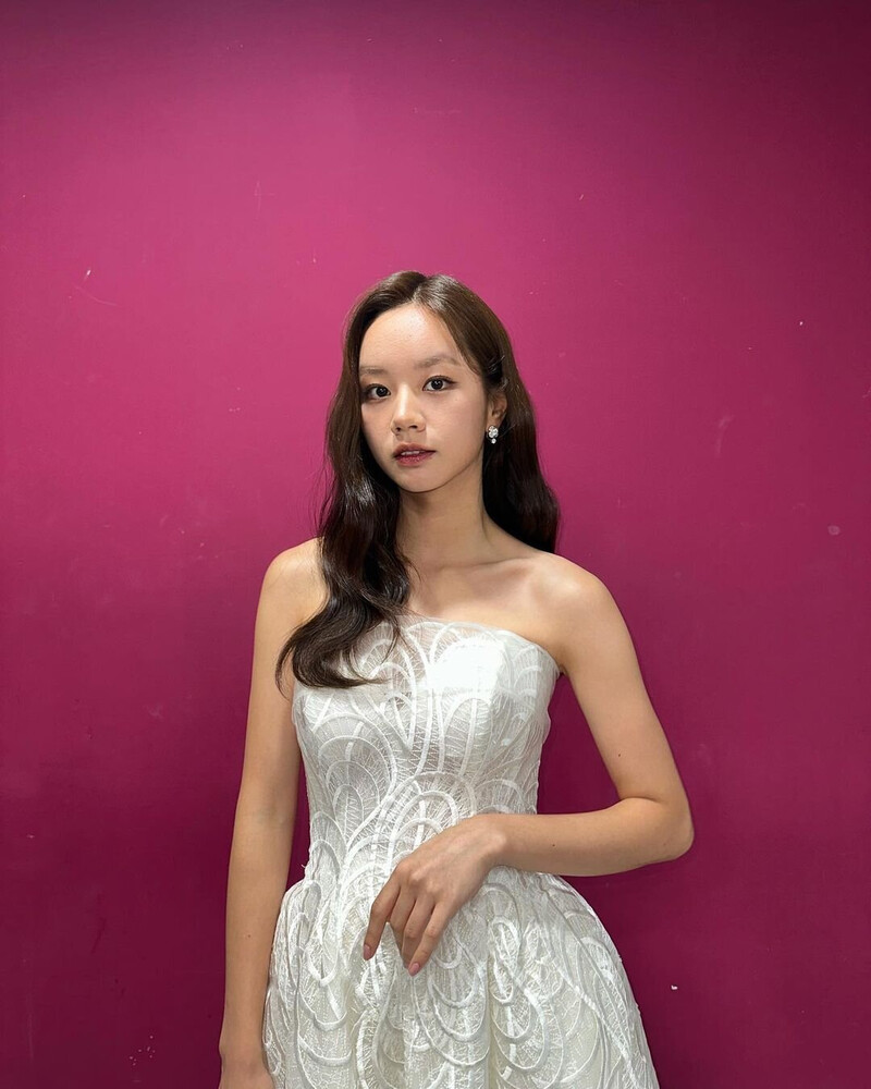 221229 GIRL'S DAY Hyeri Instagram Update documents 4